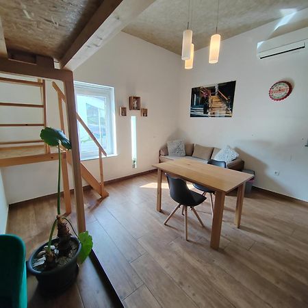 Apartment Piccolo Mondo Ljubljana Exteriör bild